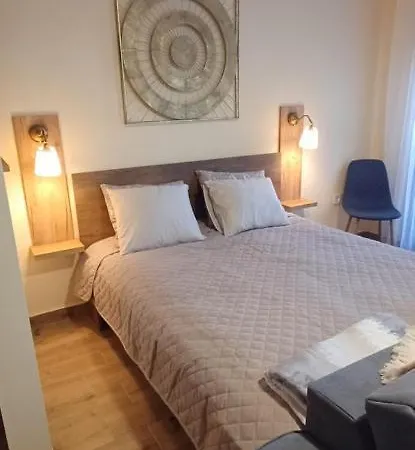 Anika Hedonica Daire *