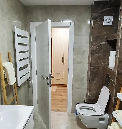 Anika Hedonica * Vrdnik