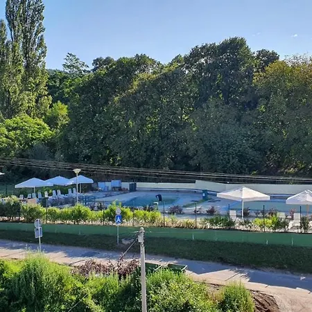 Апартаменты Anika Hedonica Врдник