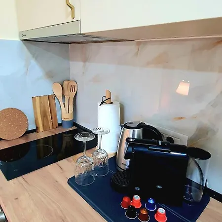 Daire Anika Hedonica Vrdnik