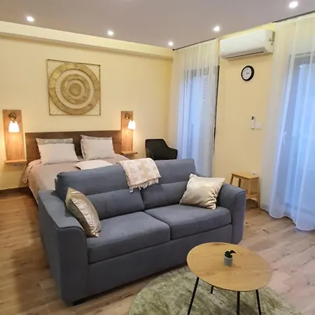 Anika Hedonica * Врдник