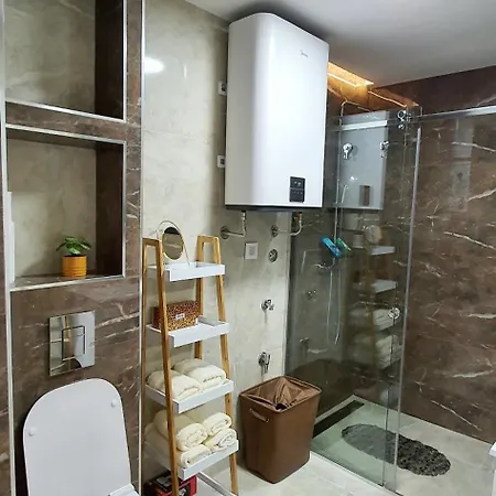 アパート Anika Hedonica ヴルドニーク