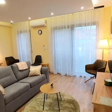 Anika Hedonica Vrdnik