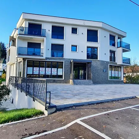 Anika Hedonica Врдник