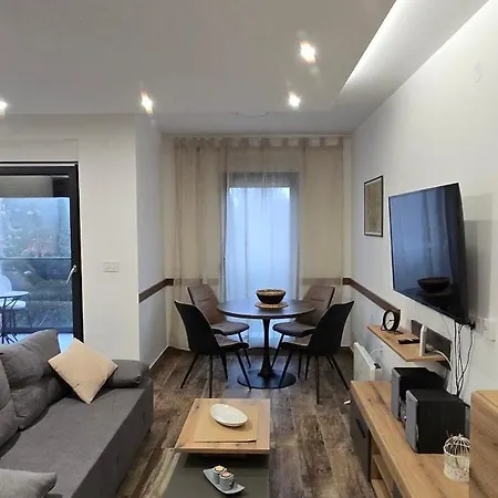 Anika Hedonica アパート ヴルドニーク